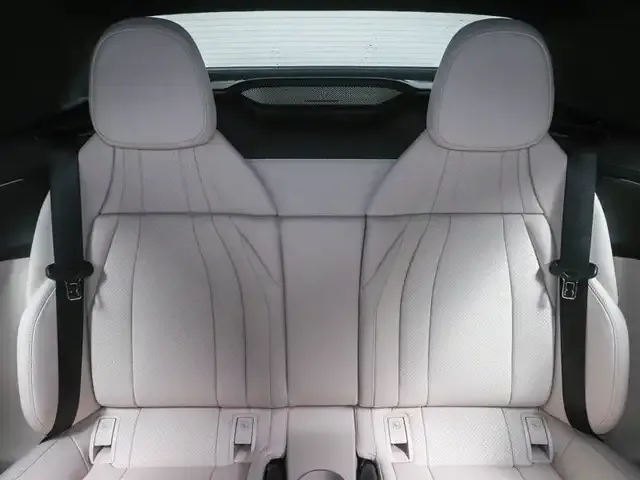 Mercedes-Benz CLE 300