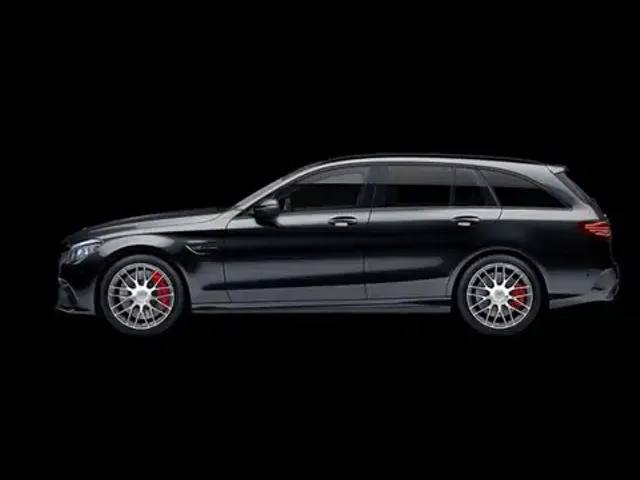 Mercedes-Benz C 63 AMG