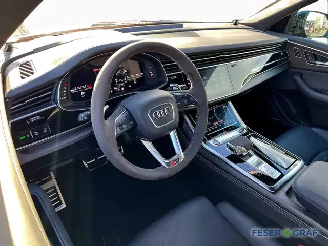 Audi RS Q8