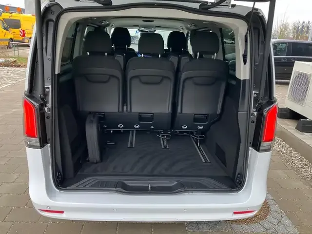 Mercedes-Benz EQV 300