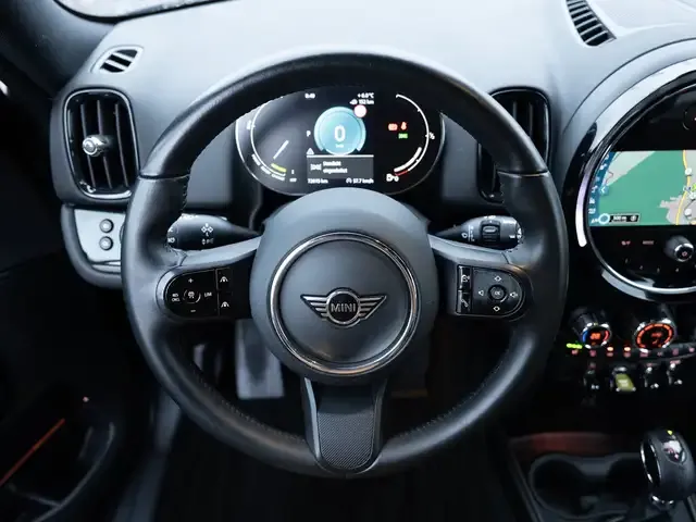 MINI Cooper SE Countryman