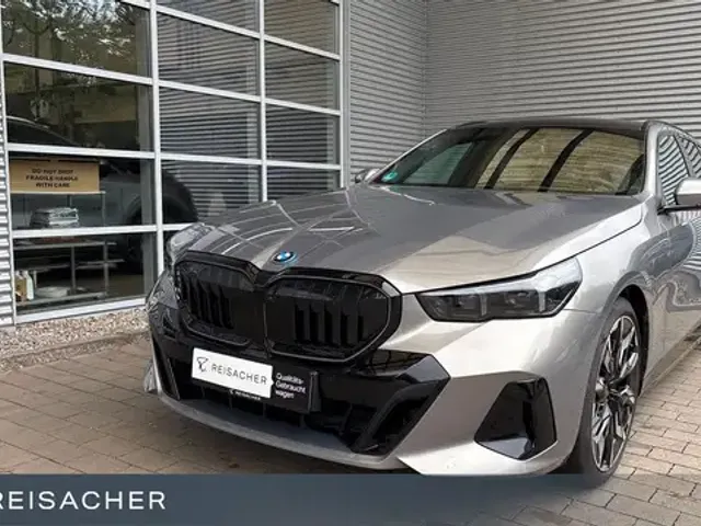 BMW 550