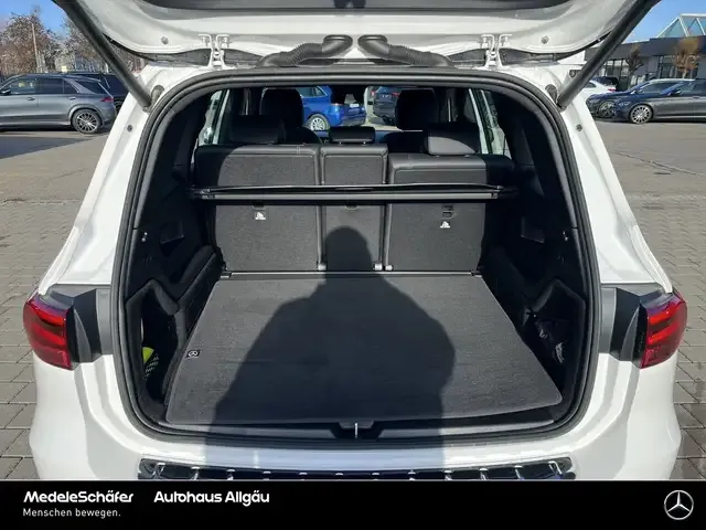 Mercedes-Benz EQB 300