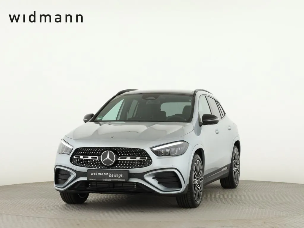 Mercedes-Benz GLA 220