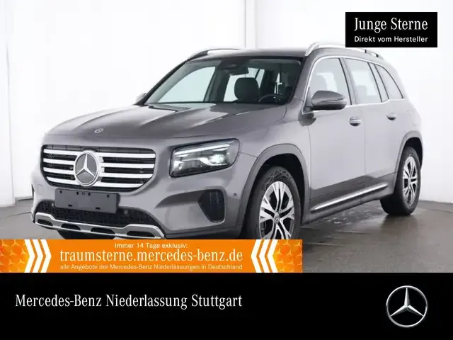 Mercedes-Benz GLB 220