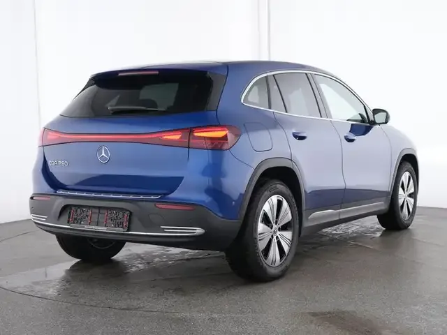 Mercedes-Benz EQA 250