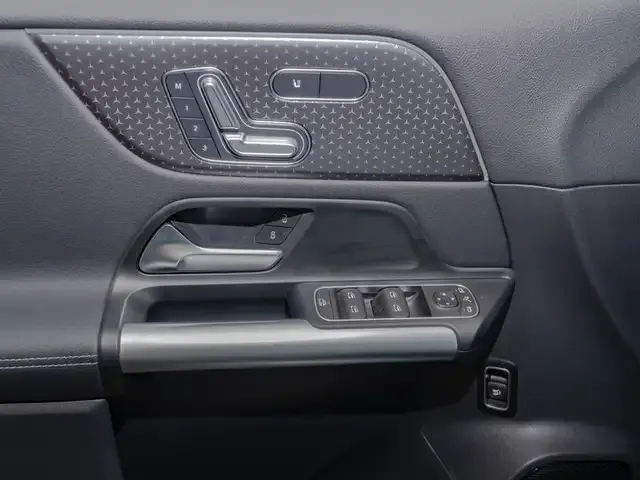 Mercedes-Benz EQA 350