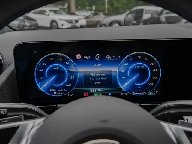 Mercedes-Benz EQA 350