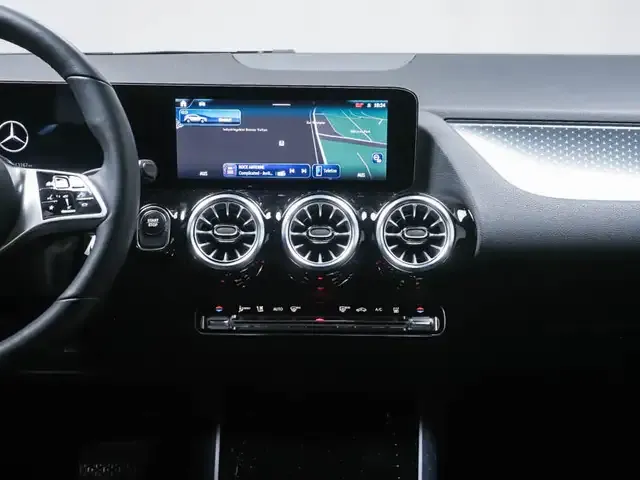 Mercedes-Benz EQA 350