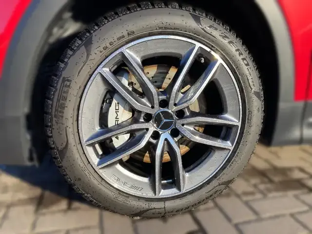 Mercedes-Benz GLB 35 AMG