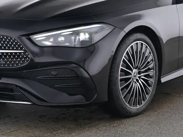 Mercedes-Benz CLE 200