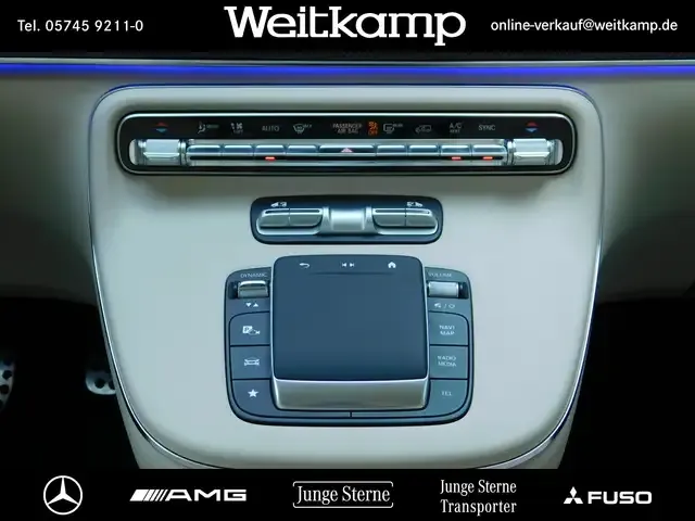 Mercedes-Benz V 220