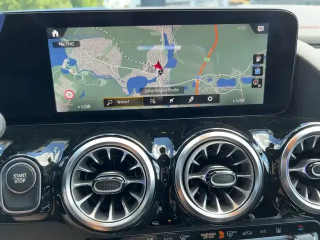 Mercedes-Benz EQA 250