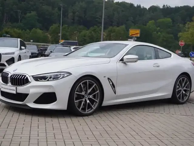 BMW M850