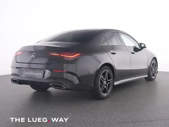 Mercedes-Benz CLA 180