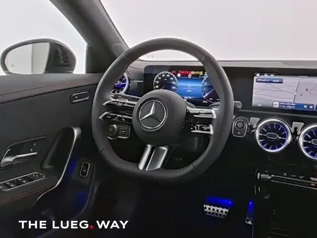 Mercedes-Benz CLA 180