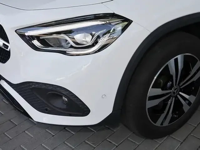 Mercedes-Benz GLA 250