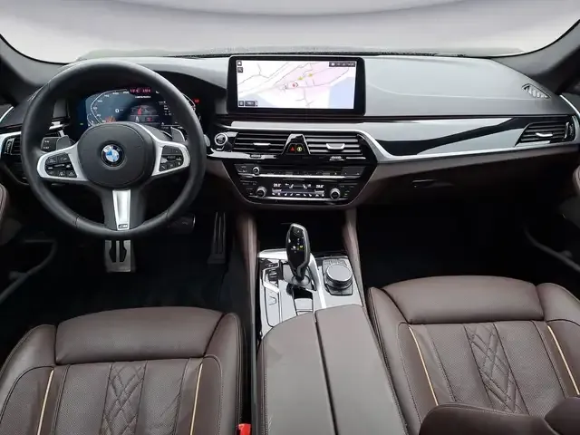 BMW 550