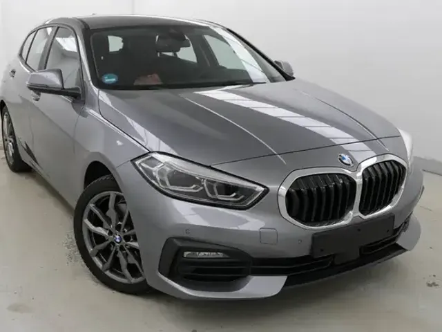 BMW 120