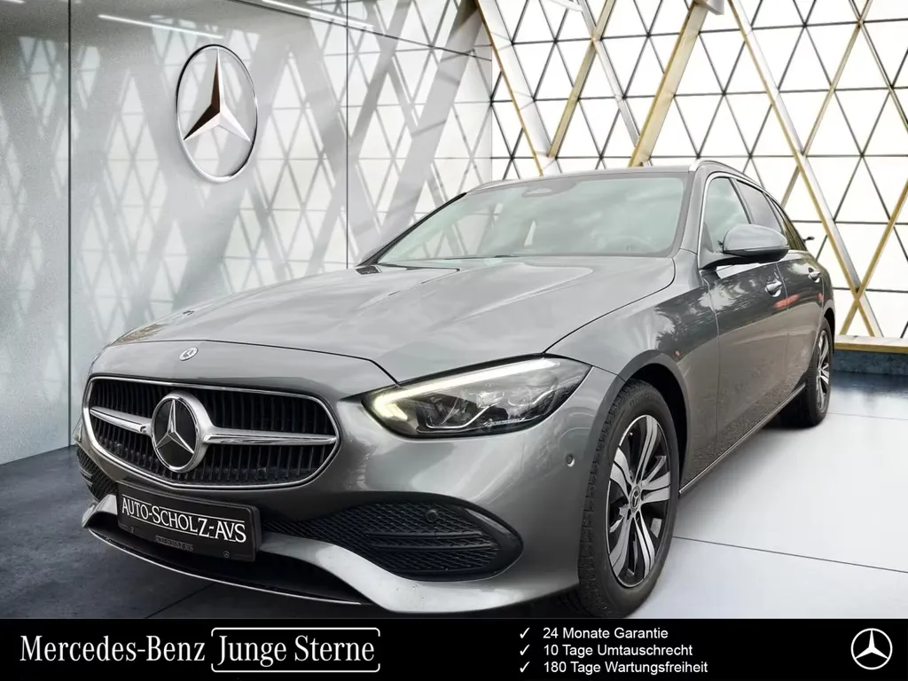 Mercedes-Benz C 220