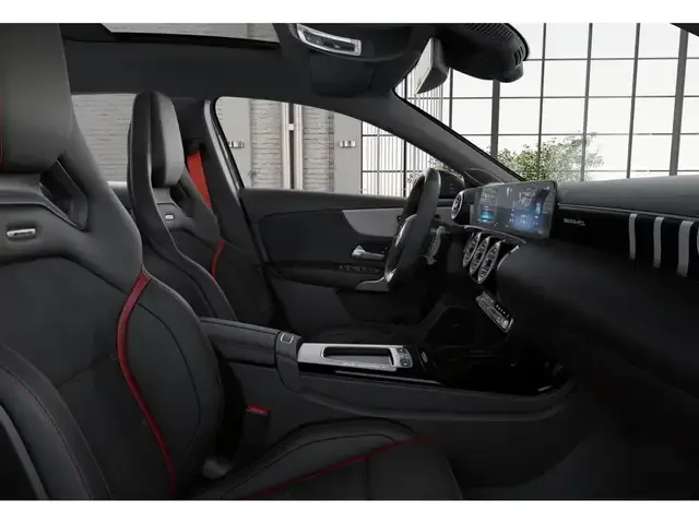 Mercedes-Benz A 35 AMG