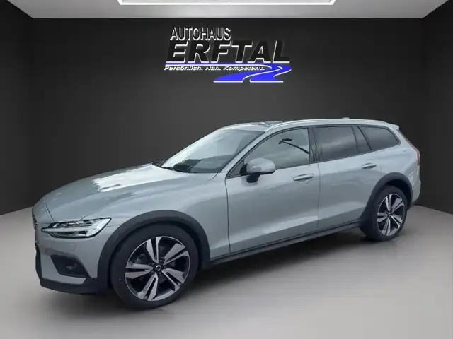 Volvo V60 Cross Country