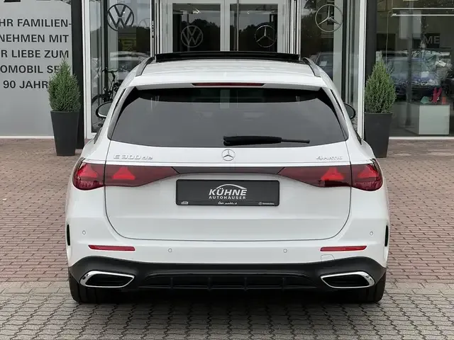 Mercedes-Benz E 300