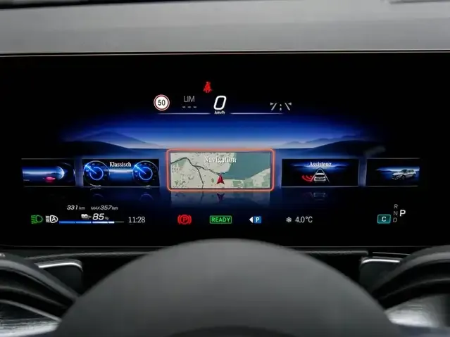 Mercedes-Benz EQB 300