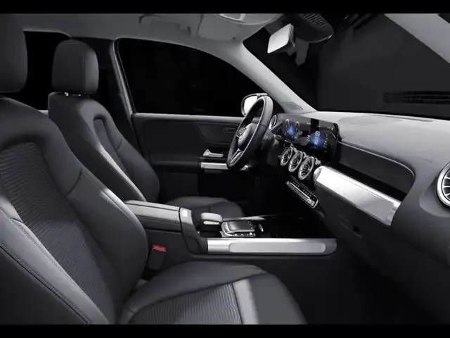 Mercedes-Benz EQB 300