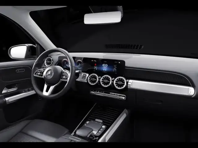 Mercedes-Benz EQB 300