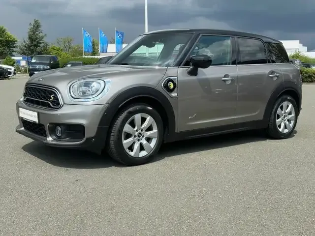 MINI Cooper SE Countryman