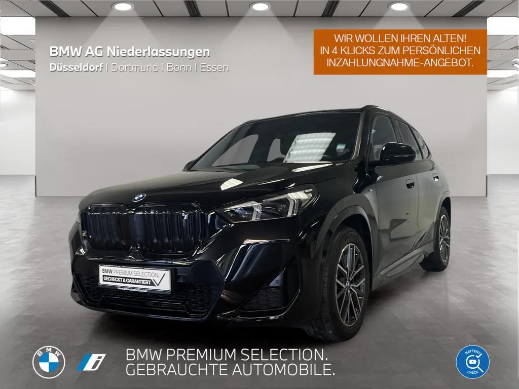 BMW iX1