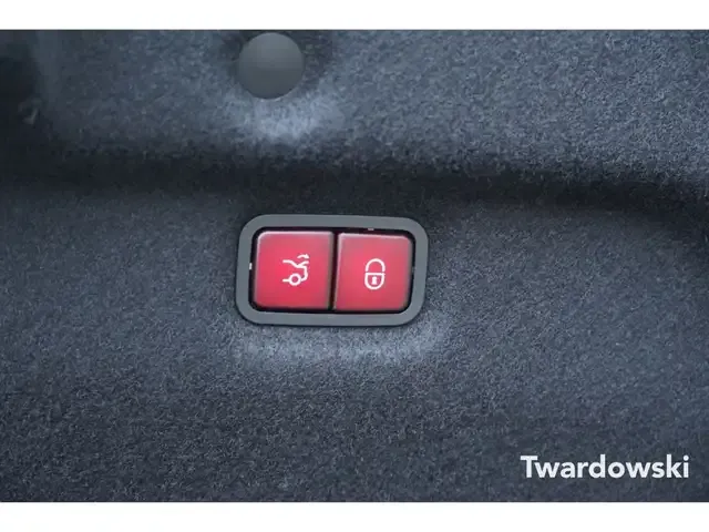 Mercedes-Benz SL 63 AMG