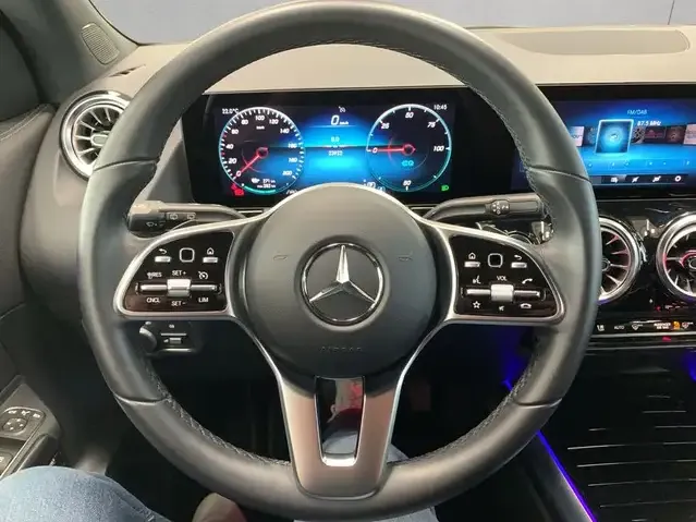 Mercedes-Benz EQA 250