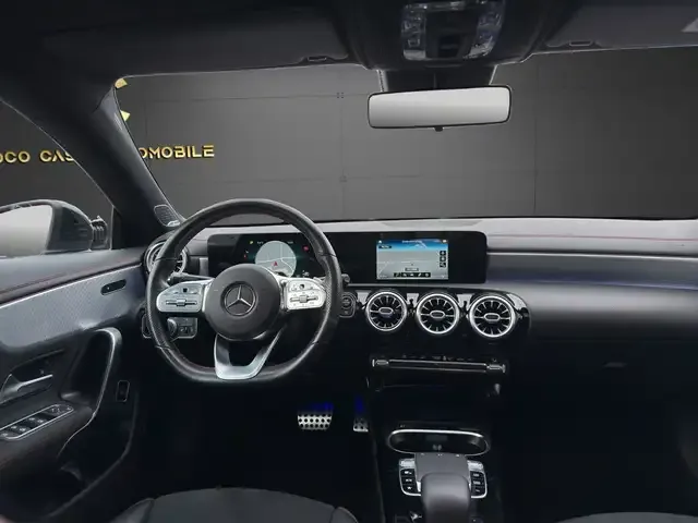 Mercedes-Benz CLA 200