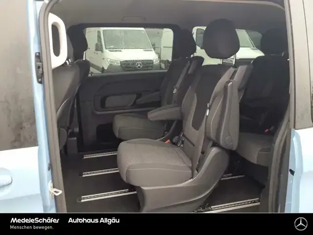 Mercedes-Benz EQV 300