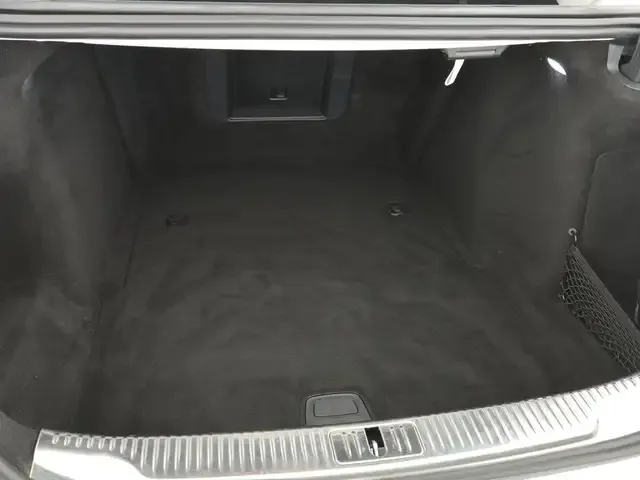 Mercedes-Benz S 400