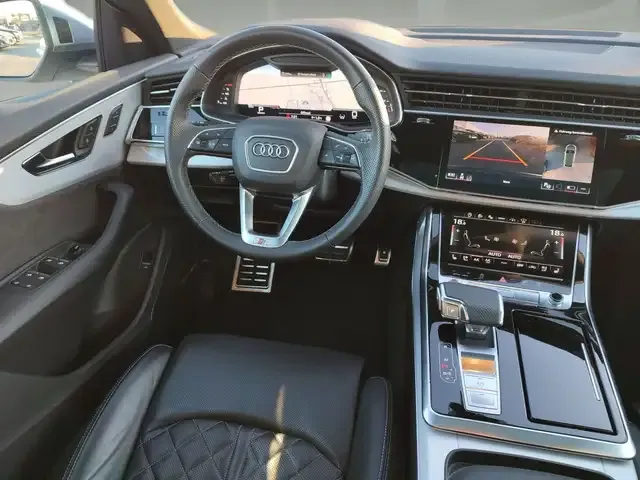Audi SQ8