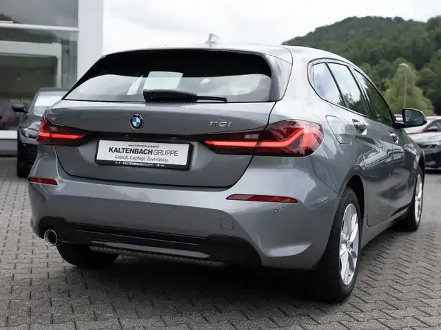 BMW 118