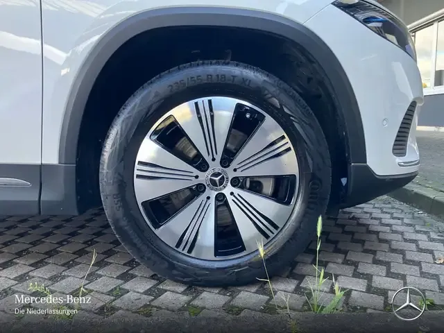 Mercedes-Benz EQA 250