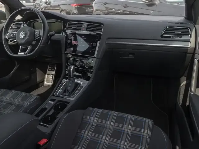 Volkswagen Golf GTE