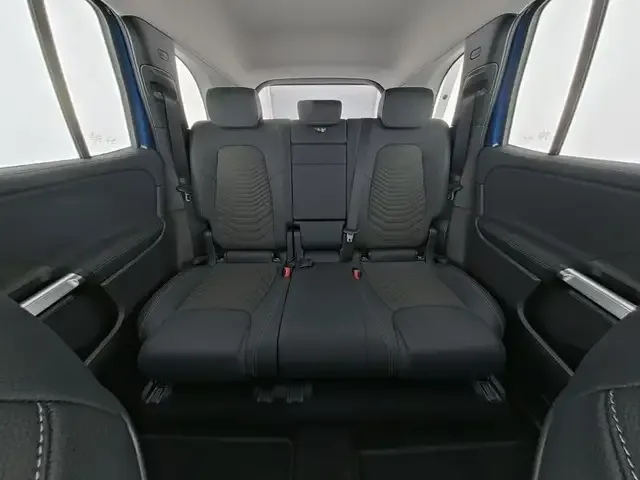 Mercedes-Benz EQB 300