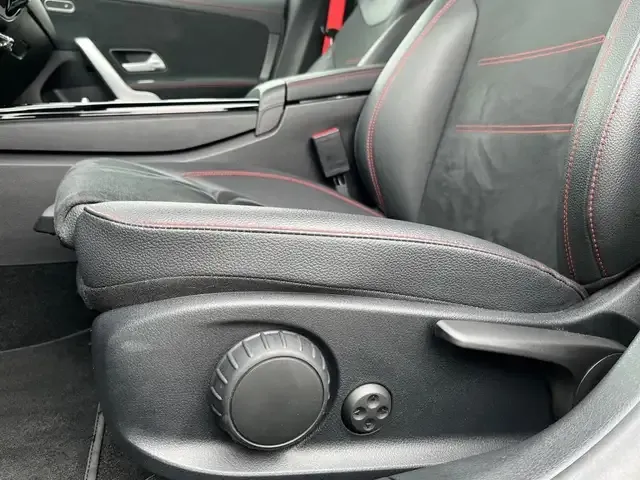 Mercedes-Benz CLA 35 AMG