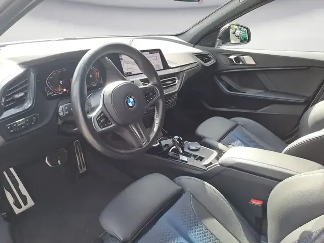 BMW 120
