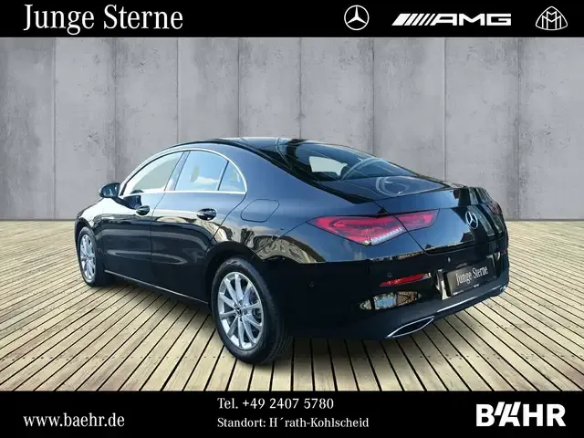 Mercedes-Benz CLA 180