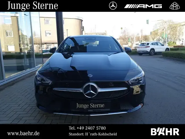 Mercedes-Benz CLA 180