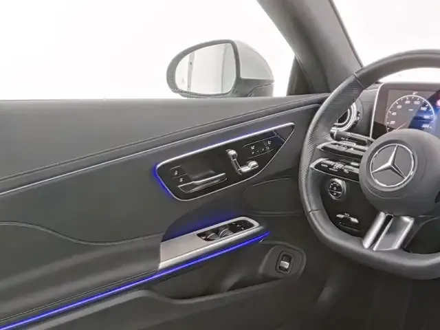 Mercedes-Benz CLE 200