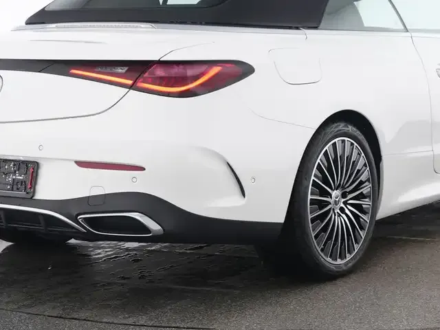 Mercedes-Benz CLE 200