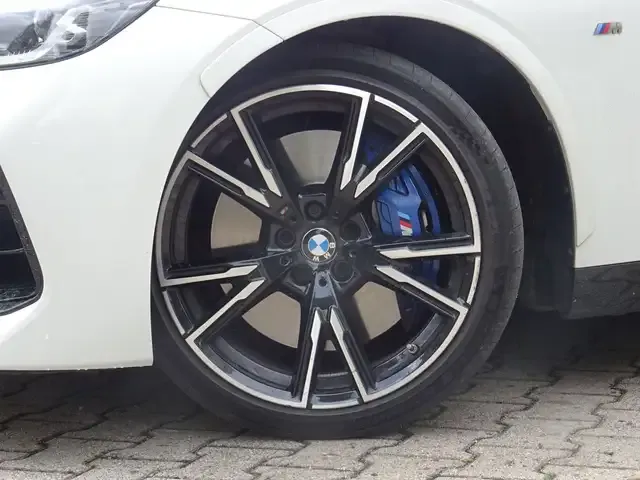 BMW 240