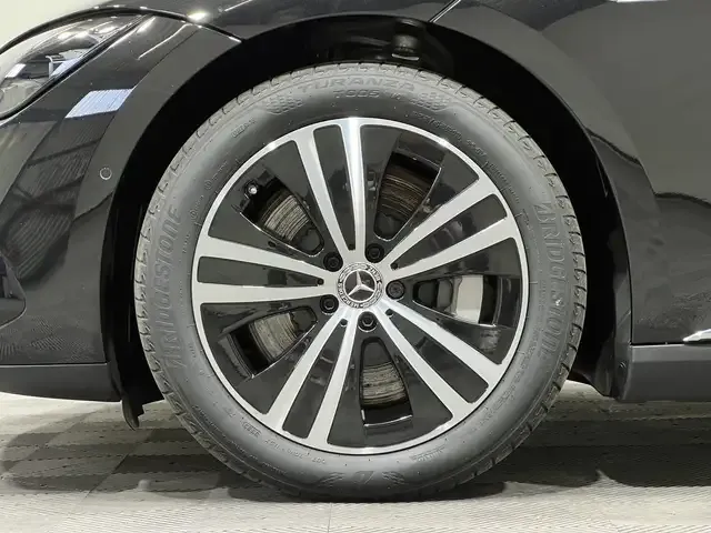 Mercedes-Benz EQE 350